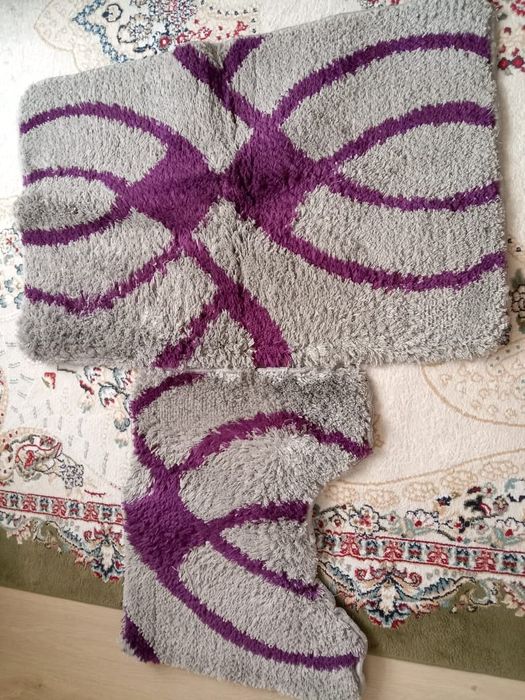 Продам коврики в ваную и туалет