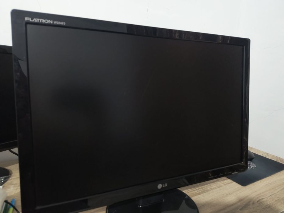 Продам мониторы LG Flatron, Beng 22дюйм