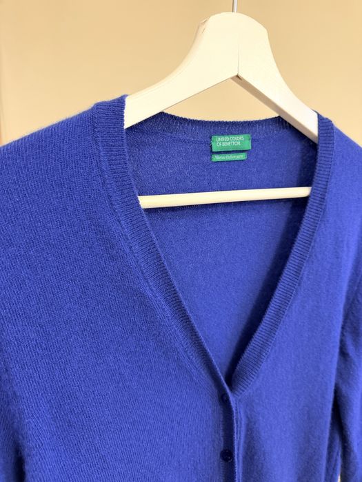 Benetton жилетка 100% фина вълна