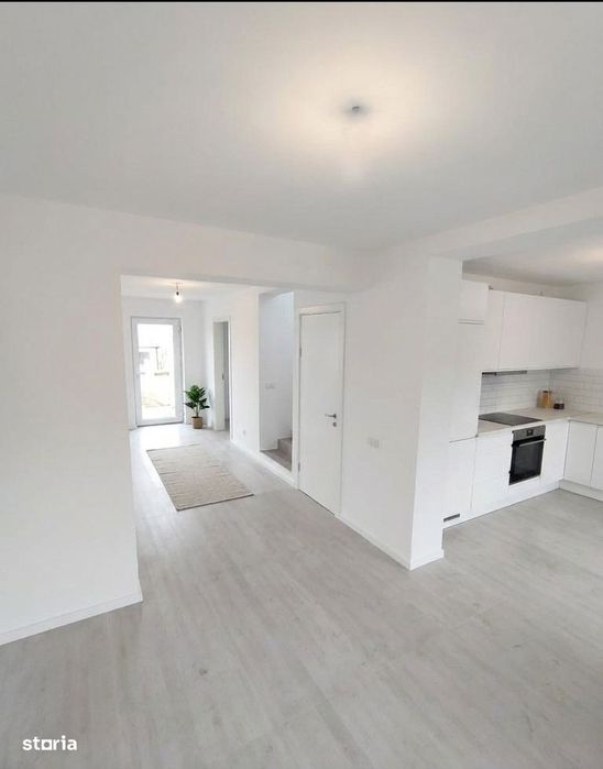 Casa individuala | 5 camere | 160mp utili | Campenesti - intrare