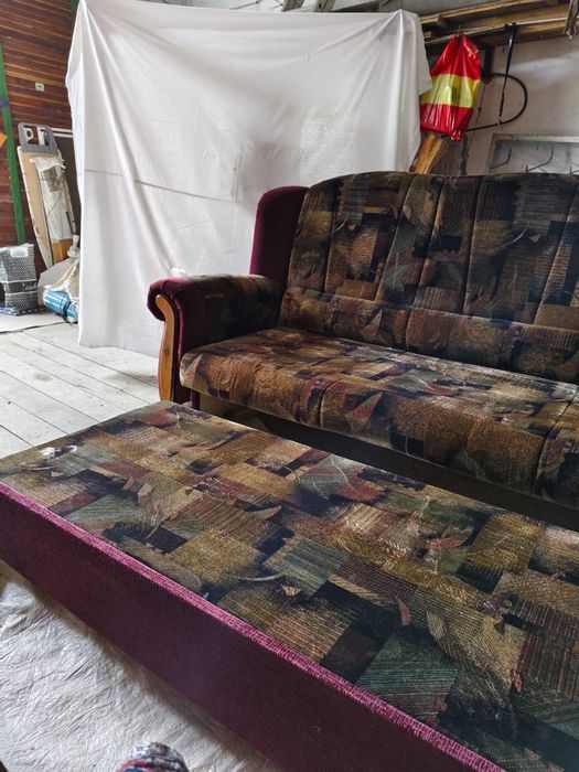 Продам диван в хорошем состоянии