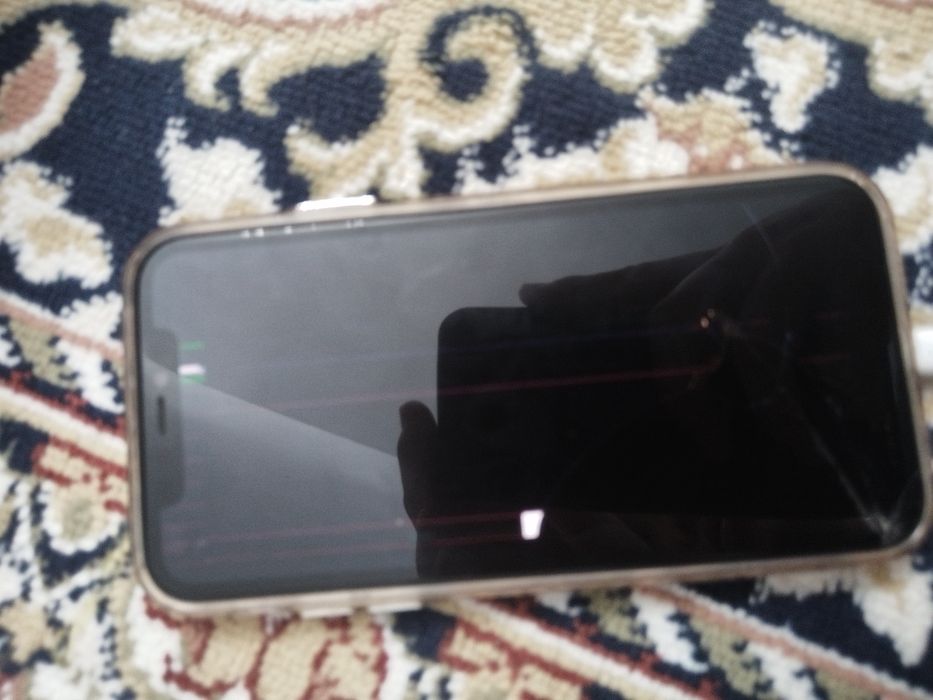 iphone 11 экран сломан