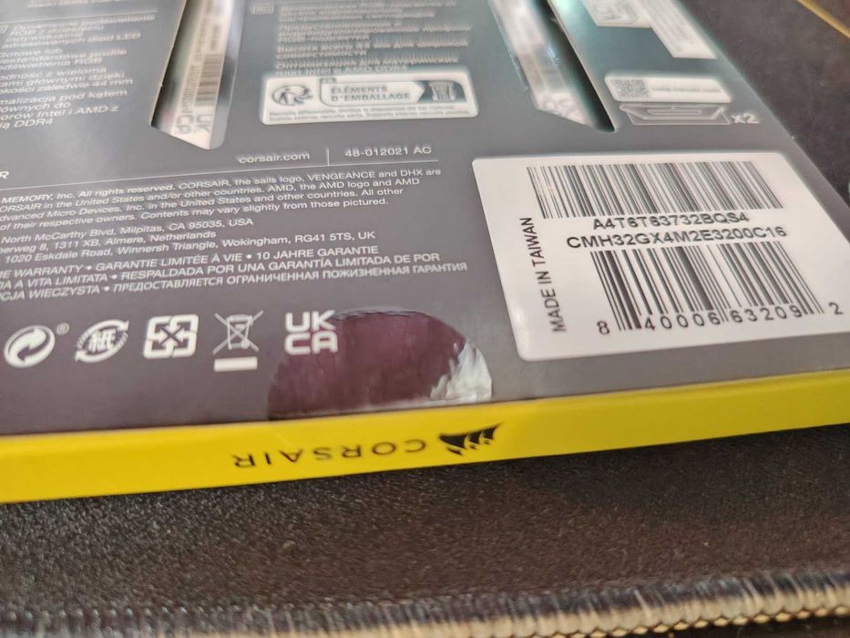 Нова ! Corsair VENGEANCE RGB PRO SL 32GB (2x16GB) DDR4 3200MHz