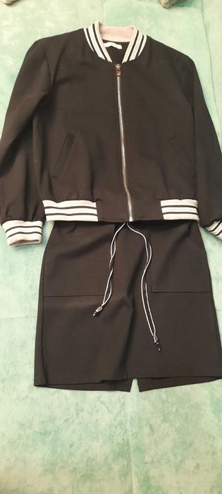 Школьный костюм. Чёрный