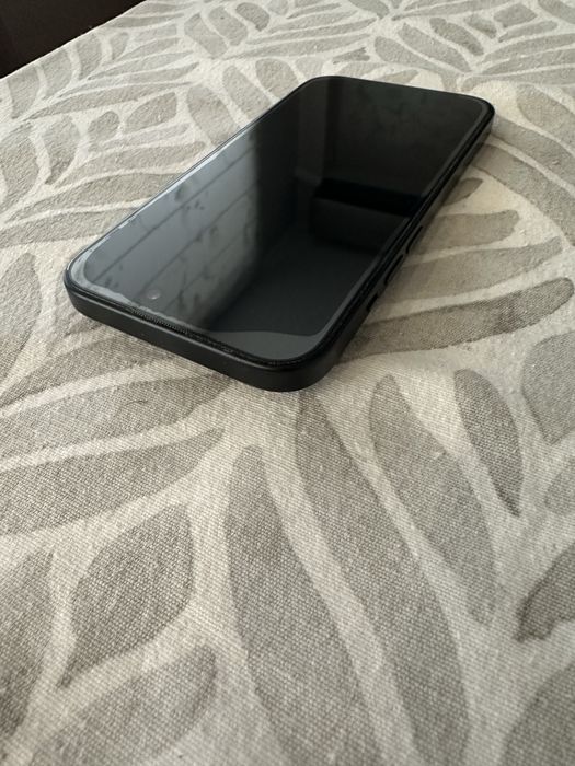 iPhone 15 black 128GB 85%
