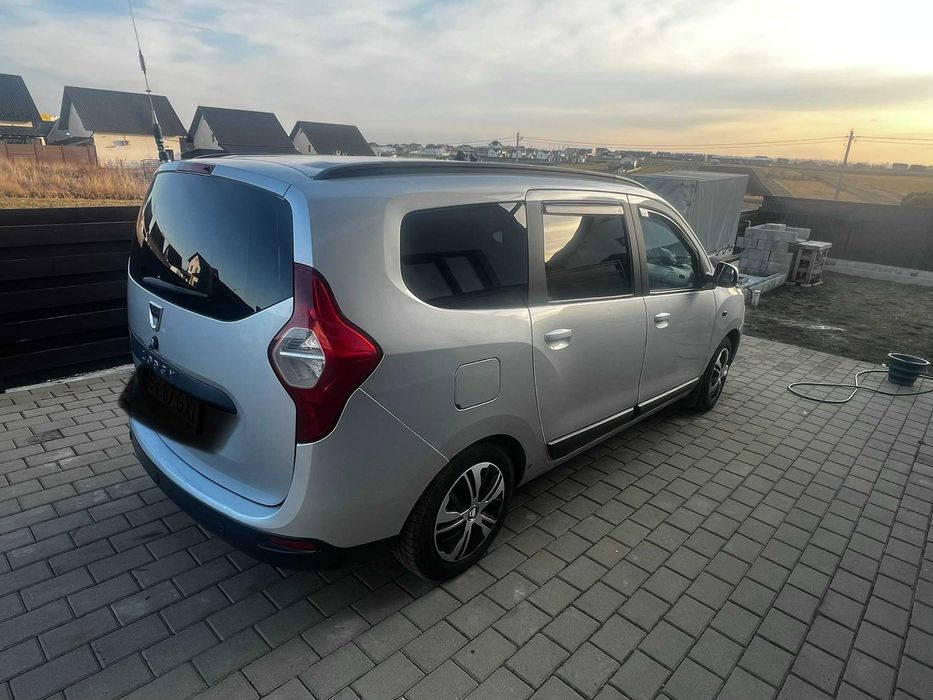 Dacia Lodgy 2013