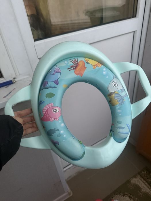 Продам горшок детский