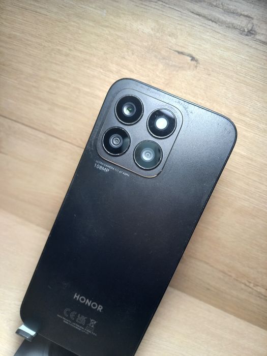 Продам honor x8b срочно!!!