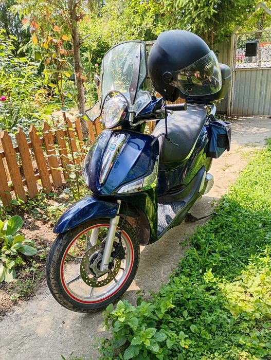 Scuter Piaggio Liberti 125 cmc abs.