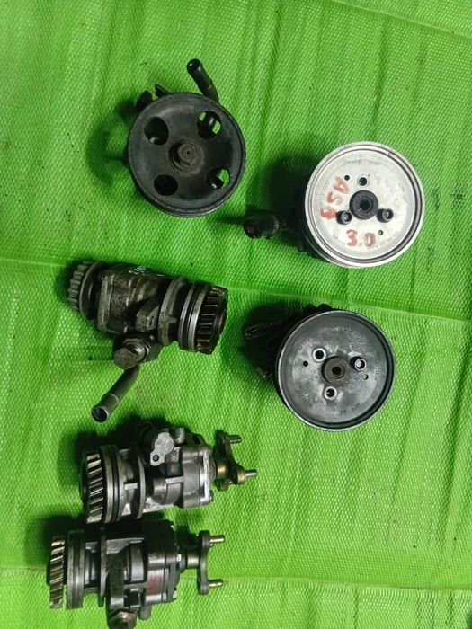 Pompa servo directie 2.5/3.0/5.0 touareg 7L/audi Q7 4L/ 2.2 crdi hyundai santa fe/3.0 asb/bmk audi a8/phaeton/a6 c6