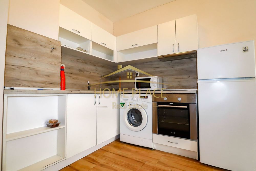 Дава се под наем Тристаен апартамент в Варна, Левски - 100 кв.м за 637.5 € - Снимка #1