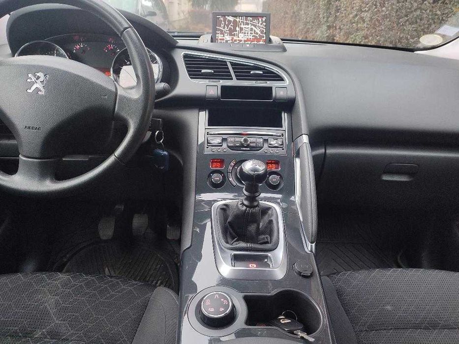 Peugeot 3008 facelift 2014 1.6 hdi 115 cp inmatriculat