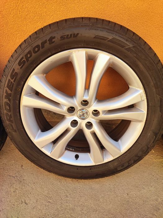 Оригинални  джанти за Нисан 20” 5x114.3 с чисто нови гуми 235/55/20