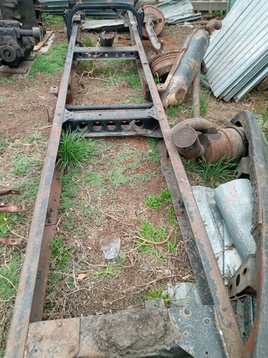 Продаю запчасти  Ифа