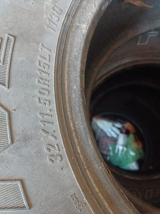 Продам резину ат максис