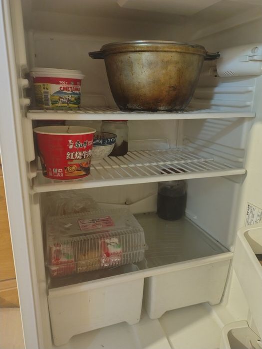 Продам холодильник