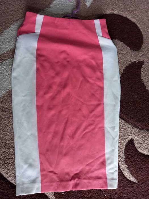 Vând rochii si fusta noi - 38