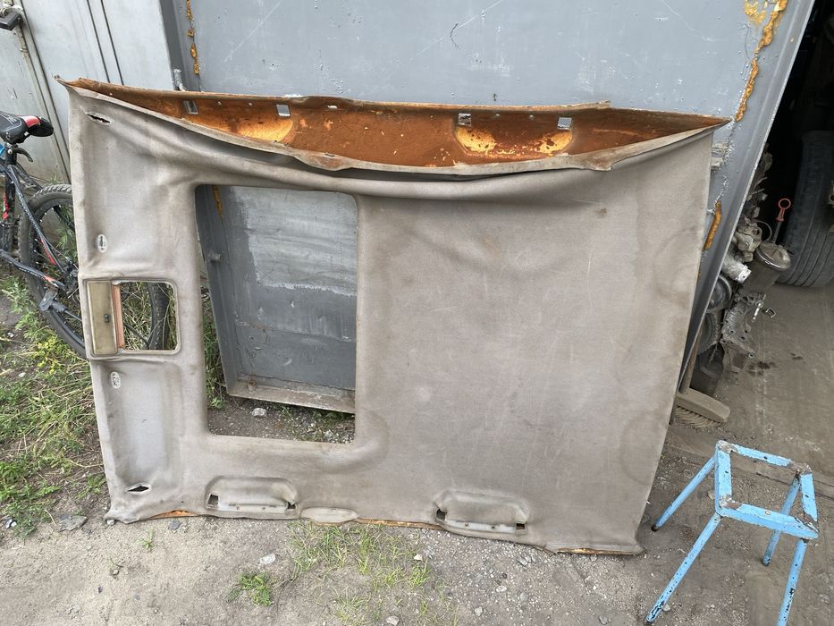 Продам люк е34, обшивка потолка е34