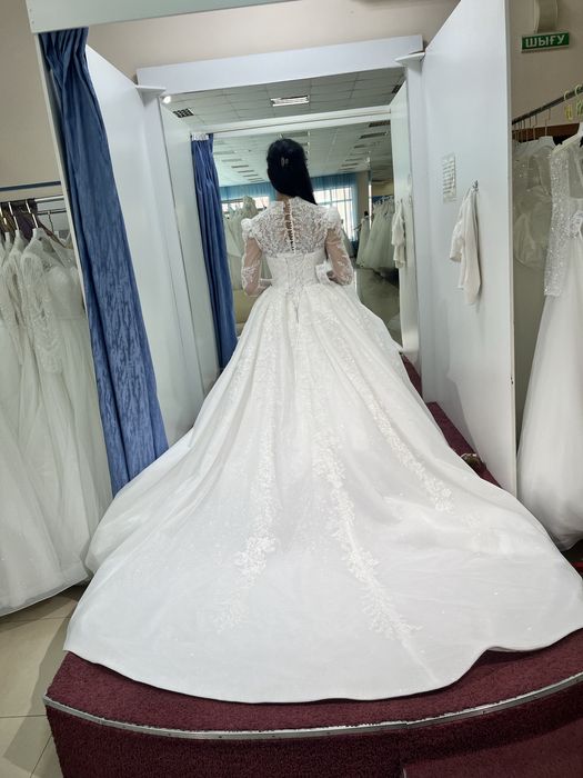 Продам свадебное платье