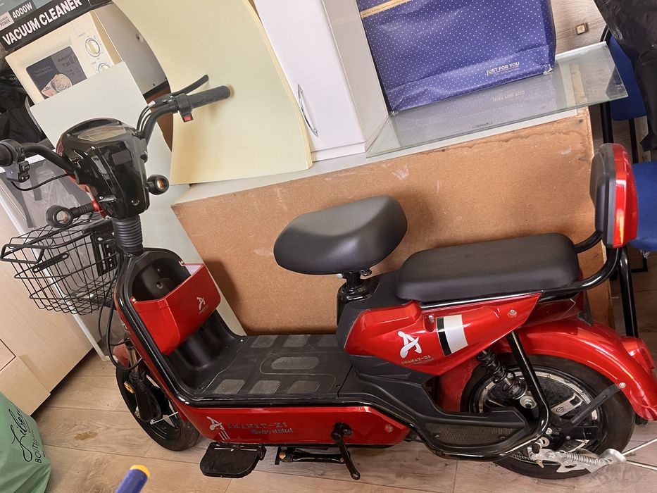 Электроскутер (Мопед)