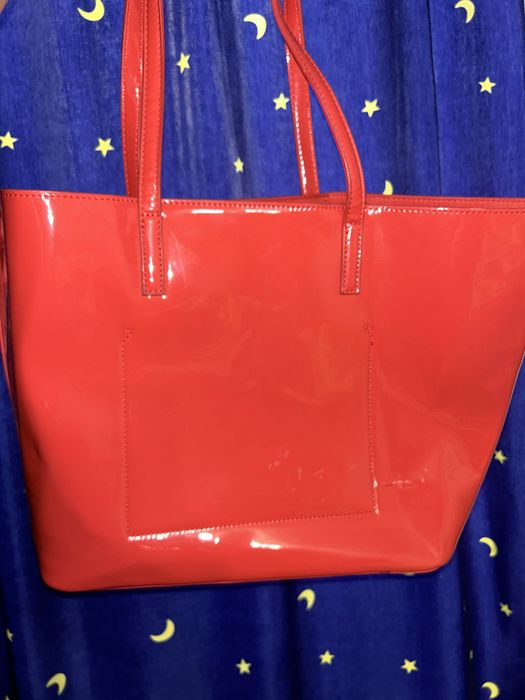 Сумка красная женская