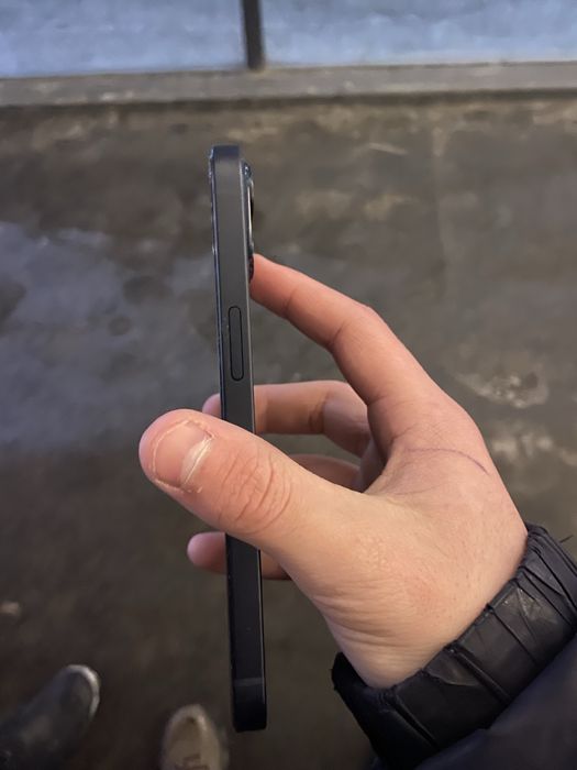 Айфон 13 с гарантией