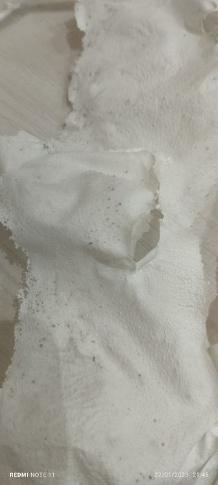 Oqartiruvchi krem. Koreya mahsuloti original. Kremi toza yuzga masajni