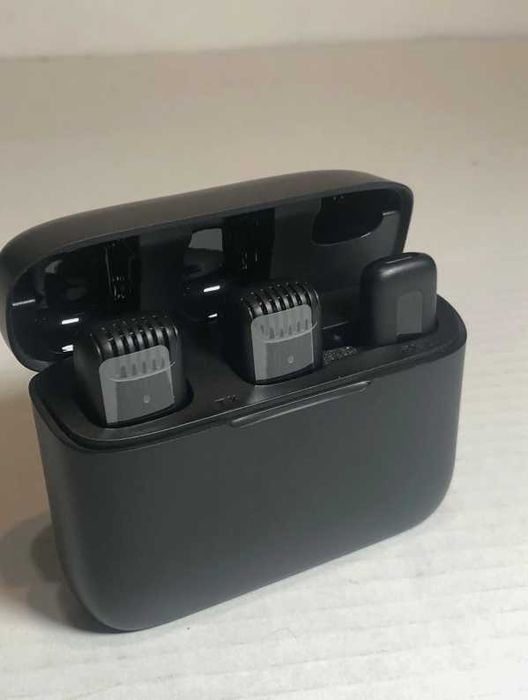 Set 2 Microfoane Wireless Lavaliera Color Lizard, Carcasa Incarcare, USB-C / Lightning