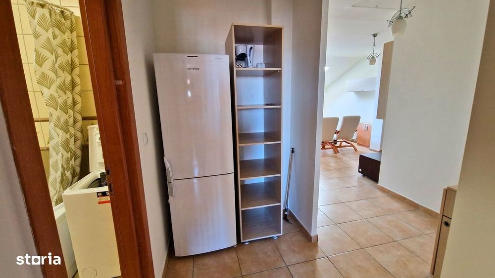 Apartament 3 camere, balcon, garaj, în Steaua