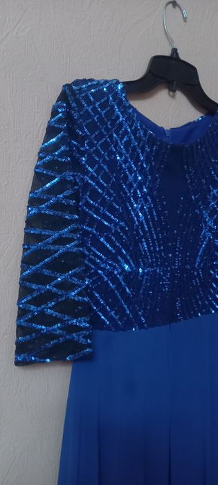 Платье нарядное вечернее