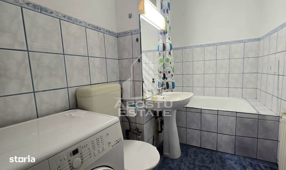 Apartament 2 camere de vanzare, etaj intermediar, centrala, Bucovina