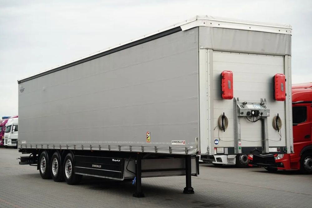 Schwarzmuller / SEMIREMORCĂ CU PRELATĂ (CURTAINSIDER) / STANDARD / SUPORT PALETI / AXĂ RIDICABILĂ / AXE SAF /