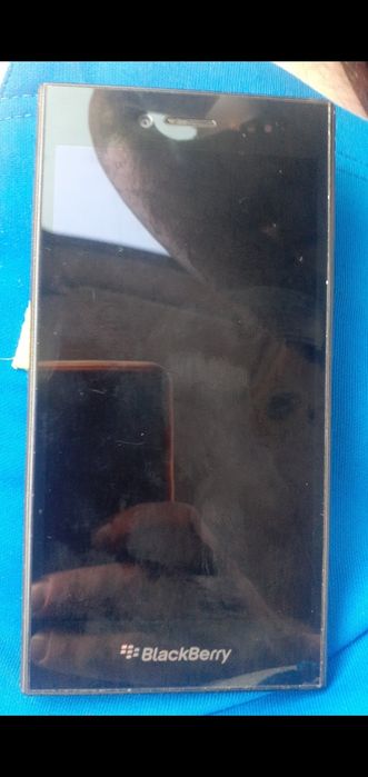 Vand telefoane impecabile