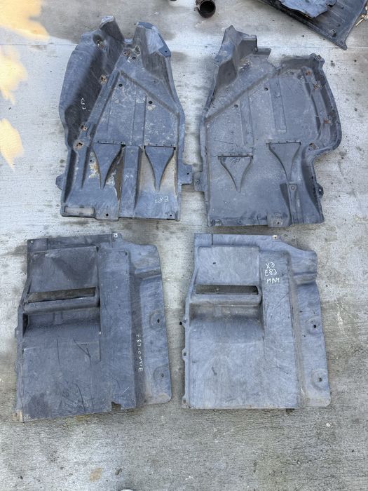 Scut cutie scut lateral rezervor bmw BMW x3 e83