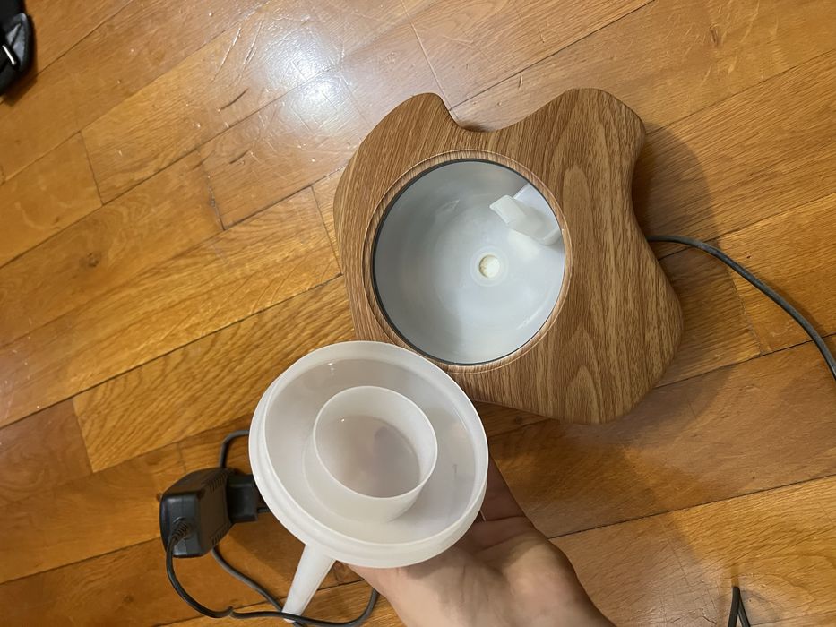 Dispozitiv pentru aromatizare aer