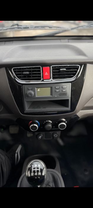 Kafolat: 3 yil yoki 100 000 km (qaysi biri oldin tugasa).