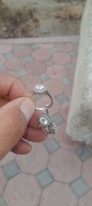 925 proba kumush sotiladi