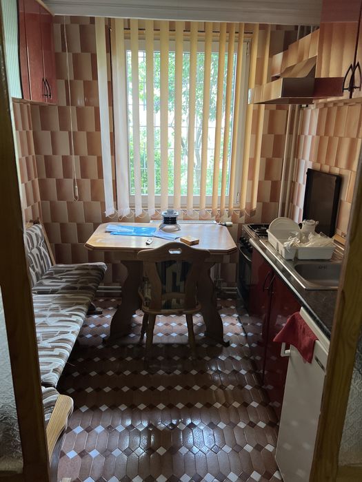 Inchiriez apartament 2 camere ultracentral