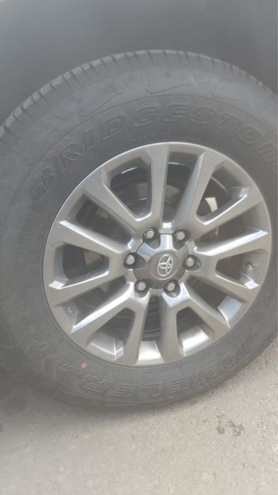 Продам диски с резиной лето