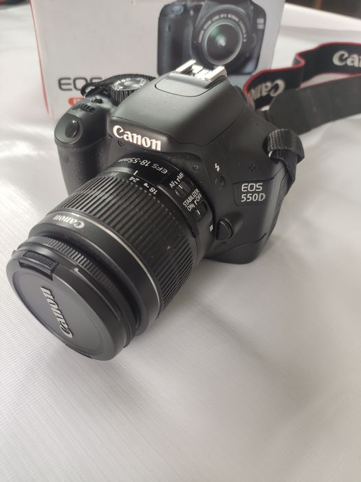 Фотоаппарат Canon 550D
