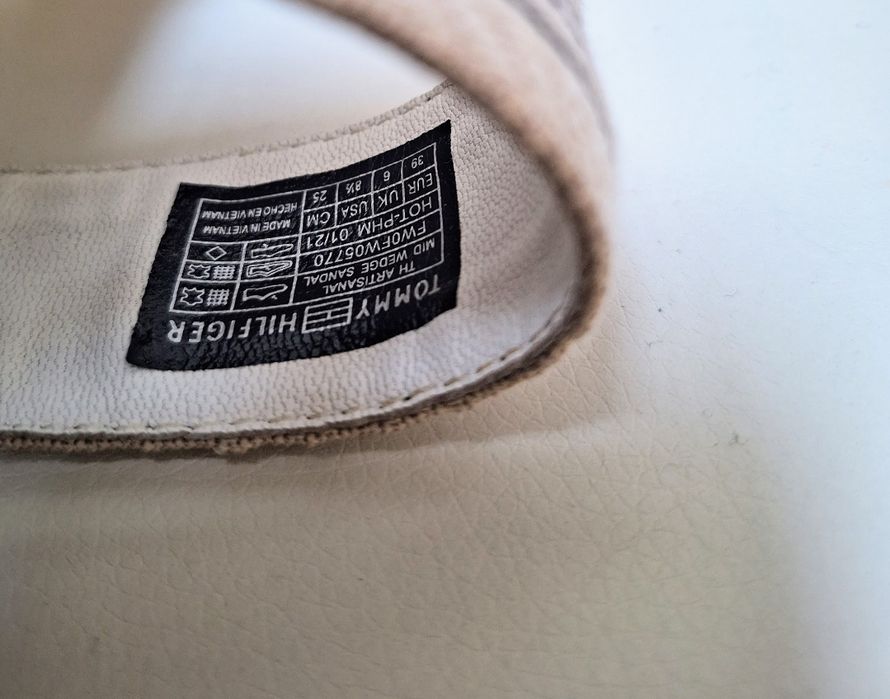Tommy Hilfiger сандали на платформа