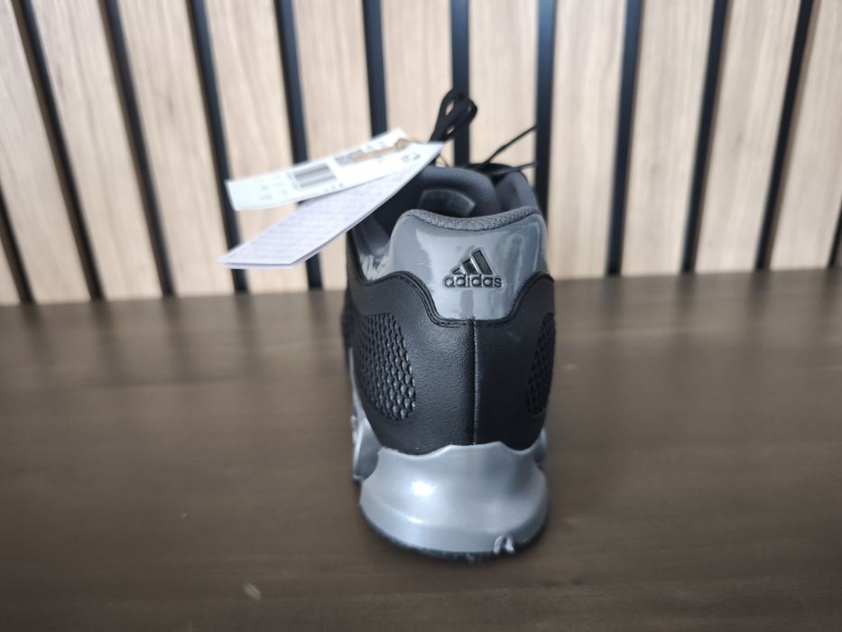 Adidas 41 1/3 noi