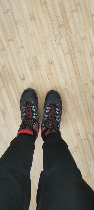 Ghete drumetie Meindl