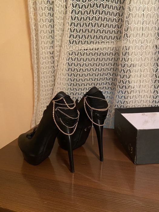 Продам туфли