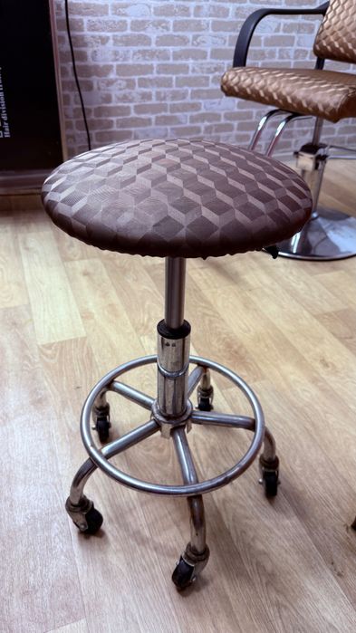 Оборудование для парикмахера