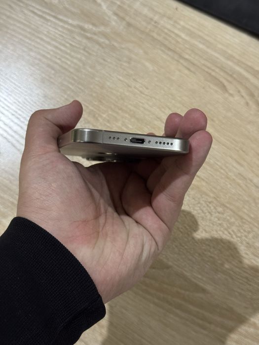 Iphone 15 pro  489$ srochno