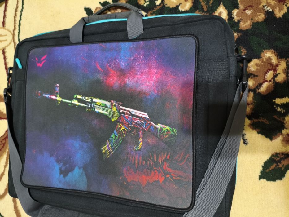 Igravoy Noutbuk Msi 17