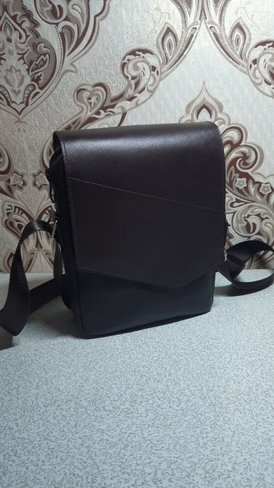 Кожаная мужская сумка