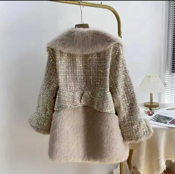 Ново дамско палто Л Размер