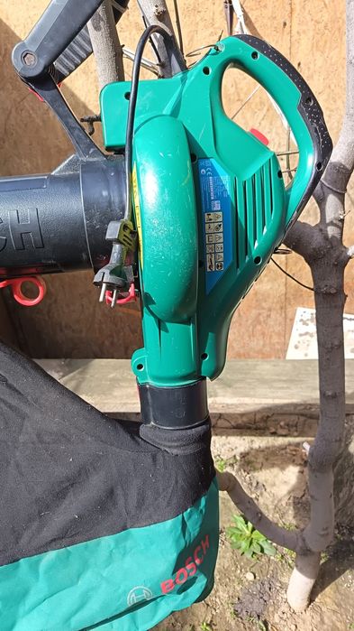 Suflanta electrică Bosch Als25 2500W cu sac colector 45L